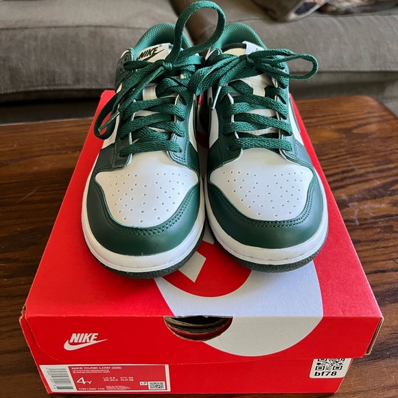 Nike dunks - Picture 2 of 11